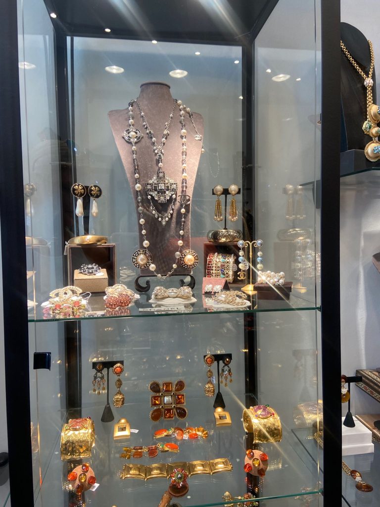 Le luxe d'occasion à Paris