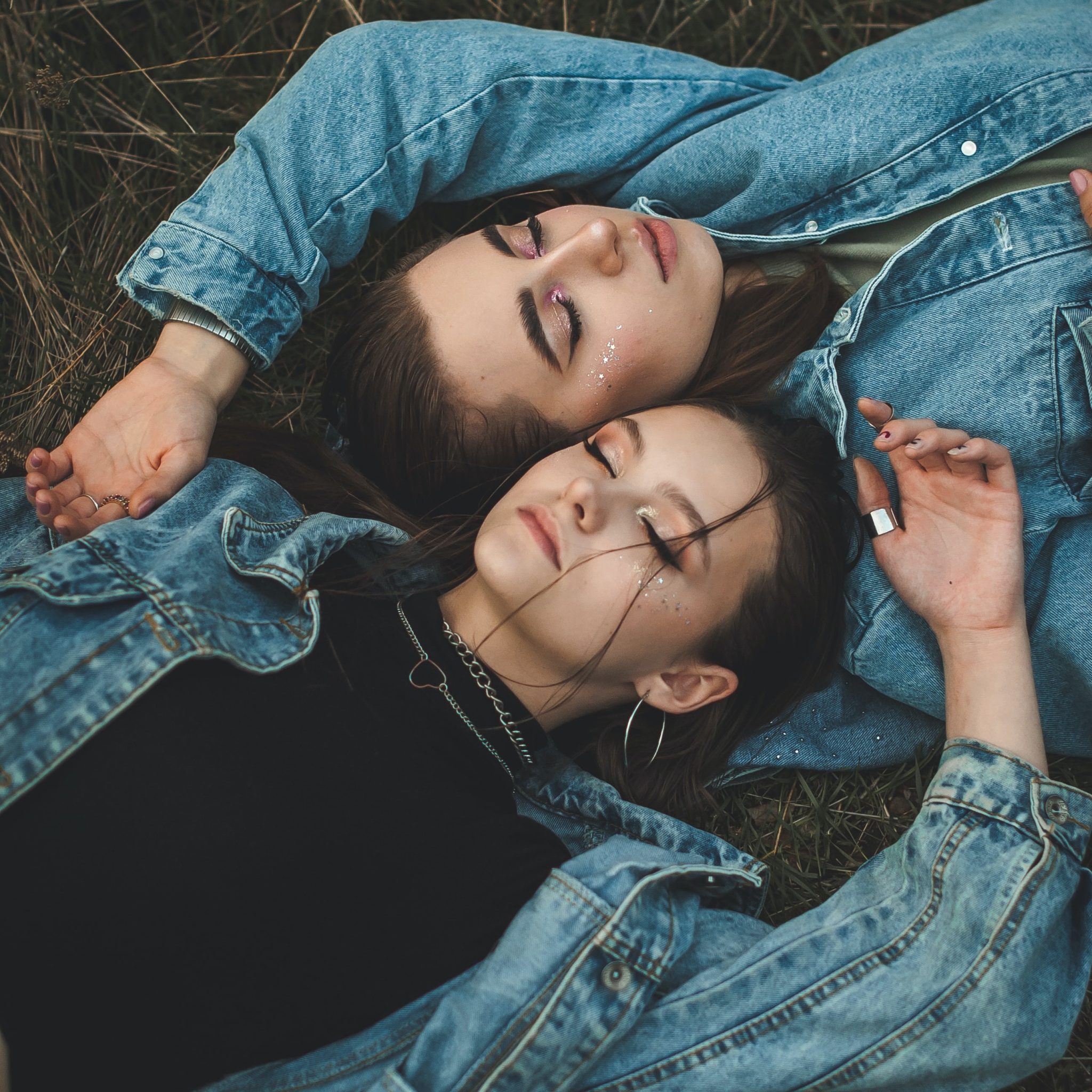 Kateryna-hliznitsova-hkXaw0Qgb2U-copie unsplash Paradigme Mode