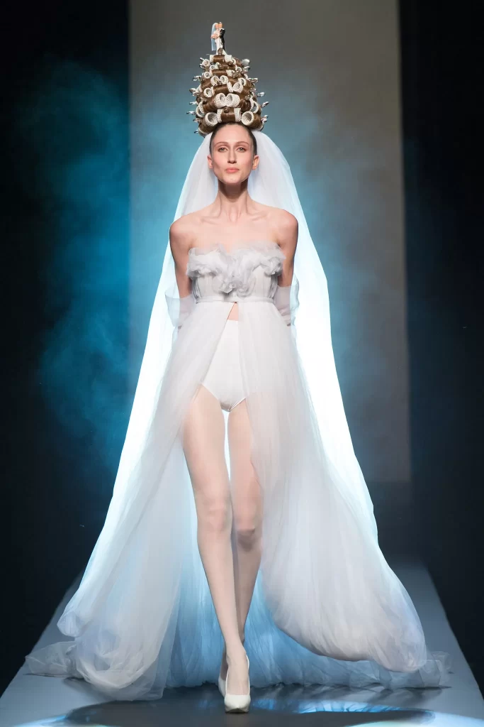 Haute Couture vs Lusso: in cosa sono diversi